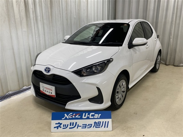 ヤリス 1.5 ハイブリッド X E-Four 4WD