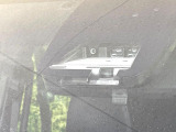 【トヨタセーフティセンス】走行中に前方の車両等を認識し、衝突しそうな時は警報とブレーキで衝突回避と被害軽減をアシスト。より安全にドライブをお楽しみいただけます。