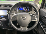 【ステアリングスイッチ】運転中、前方から目線をそらすことなく、オーディオ等の操作が可能な便利機能!安心&快適なドライブを演出してくれます♪