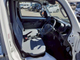 販売スタッフへお客様のご要望をお伝えください。ご要望に合った車を提案しご案内させて頂きます。