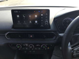 先進のHonda CONNECTを搭載。高精細ナビやスマートフォン連携、コネクテッドサービスに対応し、安全・快適なドライブをサポートします。