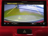 バックモニター付きです。