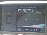 『上からマル見え!』スムーズな駐車と車両周辺の安全確認に役立つ、アラウンドビューモニターを搭載!