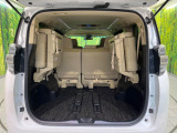 普段のお買い物や通勤、送迎等に十分な荷室スペースを確保しております。