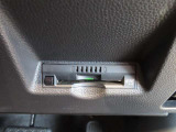 ETC車載器付きです。高速道路の料金所もスムーズに通過できます。