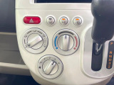 寒い冬も暑い夏も全席に快適な空調を届けてくれる、ダイヤル式エアコンを装備♪