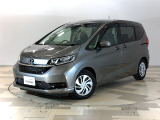 ホンダカーズ東京中央加平店へようこそ。 当社下取りのお墨付き車両。人気車両で充実装備の一台。おススメです。どうぞご覧ください。