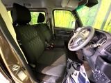 運転席シート廻りは使用感も少なく、良好な状態となっています。丁寧に使われていたことがよくわかりますね。