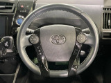 【純正革巻きステアリング】上質な革を使用することで、手にしっかり馴染みとても運転しやすいハンドルです♪