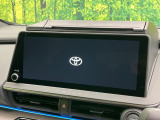 【12.3インチワイドナビ】高級感とインパクトのある大型ワイドナビを装備。各種オーディオ操作はもちろん、横長ワイド画面でのマップ2分割表示など、利便性も高いナビです♪