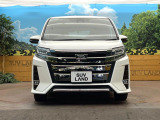 弊社では、全車『修復歴なし』のお車のみ取り扱っております。専任バイヤーによる厳選した仕入れの後、入庫後の車両チェックを行い、ネクステージが認定した高品質な中古車をご提供しております。