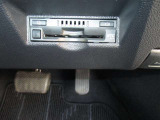 料金所をノンストップで通過できるETC車載器。休日割引などのメリットも受けられ、お出かけの必須アイテムです。