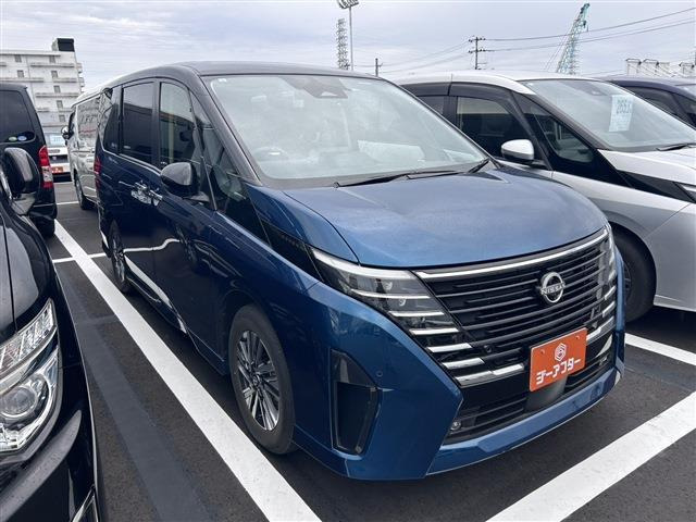 セレナ 1.4 e-POWER ハイウェイスターV 