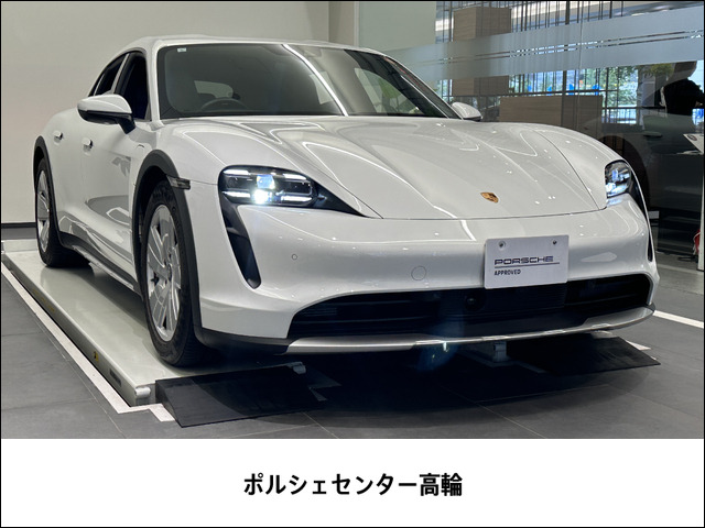 タイカンクロスツーリスモ 4 4+1シート 4WD 