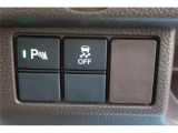 パーキングセンサー付で、車庫入れも駐車もラクラクです。