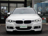 BMW在庫保有台数常時100台以上!ご来店の際はBMW本店(厚木市下荻野140-1)にご来店ください!弊社自慢の全天候型ショールーム!BMW在庫保有台数常時100台以上ございます!