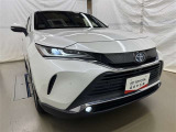 LEDヘッドライトです。デザイン性がよくとても明るいので、夜間の走行や悪天候でも安心です。しかも長寿命!