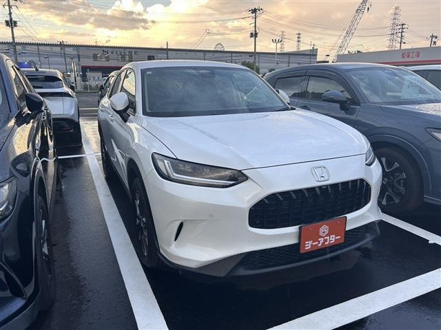 ZR-V 1.5 X 4WD 禁煙車 純正9インチナビ フルセグ
