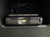 ETCカードを挿入することで高速道路を利用する際の支払いがキャッシュレスになったり、ETCスマートインターチェンジが利用できたり、とても便利なアイテムです!