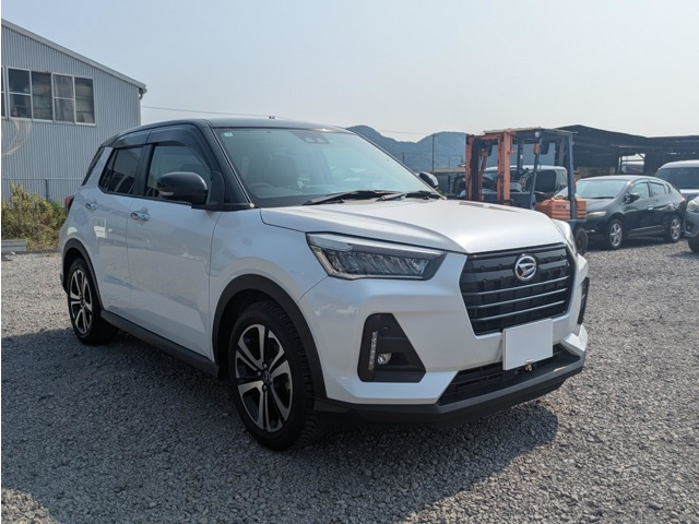 ロッキー 1.0 プレミアム 4WD 