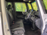 運転席シート廻りは使用感も少なく、良好な状態となっています。丁寧に使われていたことがよくわかりますね。