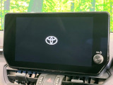 【10.5インチナビ】高級感とインパクトのある大画面ナビを装備。各種オーディオ操作はもちろん、スマホ連携もできる利便性の高いナビです♪