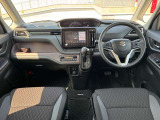 車を運転する際には運転席の存在は欠かせません。なのでしっかりとチェックしたいポイントですね。