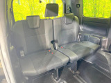 3列目シートはもちろん状態良好☆大人でもゆったりと座って頂けますので、大人数でのお出かけもラクラクです♪ご家族で、気の知れた仲間で、ドライブに行くのが楽しみですね♪