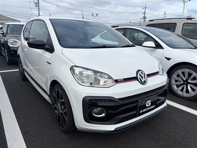 up! GTI 6MT 禁煙車 BEATSオーディオ