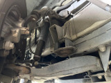 お車を安心してお乗りいただく為には、足回りの定期点検が欠かせません。サービスサポート(有償保証)では無料点検もご提供しており、安心のカーライフをお過ごしいただけるサポート体制が整っています。