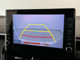 【バックモニター】駐車には欠かせないバックカメラを装備!カラーで後方をモニタリング。安全でゆとりのある駐車をサポートします。