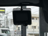 新車保証継承もしく認定中古車保証が付帯され、全国のディーラーで保証修理や点検・車検整備をお受け頂けます。
