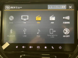 【9インチナビ】TV CD/DVD再生やBluetoothオーディオなど多彩なメディアに対応したメモリーナビを装備しています。