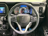 【ステアリングスイッチ】運転中、前方から目線をそらすことなく、オーディオ等の操作が可能な便利機能!安心&快適なドライブを演出してくれます♪