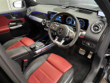 GLB AMG GLB35 4マチック 4WD 本革シート