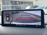 【360&deg;ビューモニター】専用のカメラにより、上から見下ろしたような視点で360度クルマの周囲を確認することができます☆死角部分も確認しやすく、狭い場所での切り返しや駐車もスムーズに行えます。