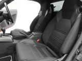 愛知ダイハツのお車は全車除菌消臭をしてから展示をしてございます。