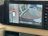 大画面9インチナビでクルマを上空から見下ろしているかのように、状況を把握できます。ハンドルを回転させると、車の動きが確認できたり、センサーの反応する位置が見えたりするのもとても便利ですね!!