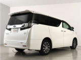 当店では、厳選された車両のみ展示しております。アルファード・ヴェルファイアに特化した専門店ならではの豊富な在庫の中から、お気に入りの一台をお探しください!