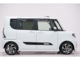 県内13店舗にて常時500台以上ダイハツ車を展示中です。見て、触って、納得のいく一台をぜひ見つけてください。