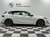 BMWを熟知したメカニックによる100項目の点検・整備を行います。不具合箇所、交換時期に達している部品に関しましては、全て当社負担で交換してからのご納車となります。