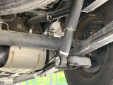 お車を安心してお乗りいただく為には、足回りの定期点検が欠かせません。サービスサポート(有償保証)では無料点検もご提供しており、安心のカーライフをお過ごしいただけるサポート体制が整っています。