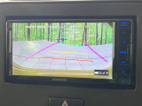 【バックカメラ】駐車時に後方がリアルタイム映像で確認できます。大型商業施設や立体駐車場での駐車時や、夜間のバック時に大活躍!運転スキルに関わらず、今や必須となった装備のひとつです!