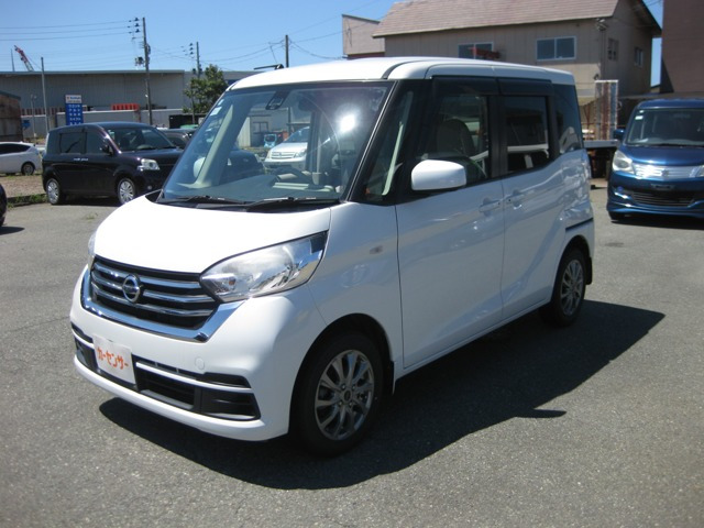 デイズルークス X 4WD