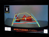 バックガイドモニターを装備しています、車庫入れもラクラクです。