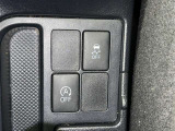 【横滑り防止機能】 車両走行安定補助システム搭載  車が横滑りしそうになった際に、横滑りを防ぐ安全装備が付いています。