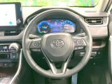 【純正革巻きステアリング】上質な革を使用することで、手にしっかり馴染みとても運転しやすいハンドルです♪