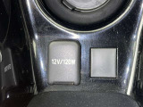 シガーソケット用の充電器が使用可能です!