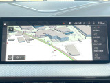 ●BMW純正ナビ:一体感のあるナビは、高級感ある車内を演出してくれます。Bluetooth再生などオーディオ機能も充実しておりますので、運転もより楽しめます♪