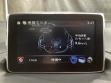 アイドリングストップの作動条件は、1.エンジンの暖気、2.バッテリー充電、3.エアコンの作動状況をモニタリングし判断しています。マツダコネクトの燃費モニターで確認が可能です。